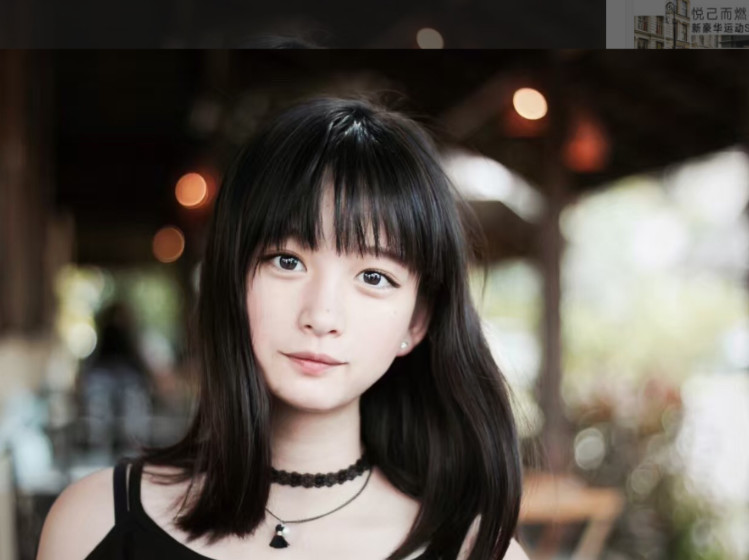 中国18岁美少女留学生引发网友轰动：“简直是天使般的存在”