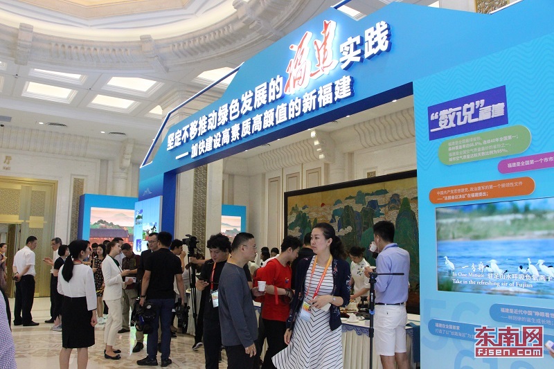 福建非遗精品闪耀国新办福建主题新闻发布会