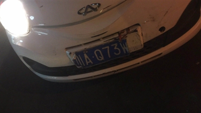 共享汽车号牌少了一位数驾车人开到半路被扣12分谁该担责？