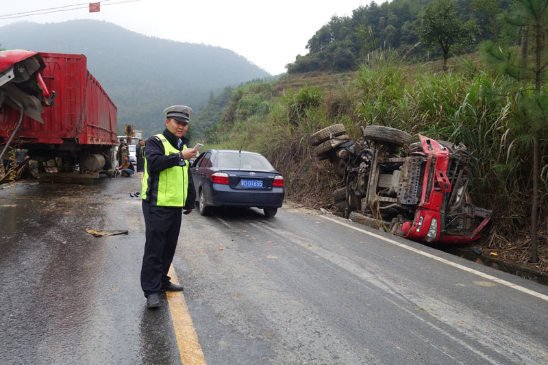 �촨����ָ�ӽ�ͨ�ɹ�ʩ���¹ʳ���