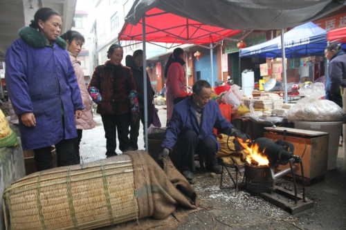 ��ɫ�׳�����ͳ�ֹ����׻� �����