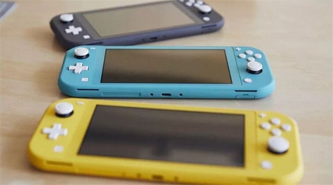 任天堂Switch Lite和新款续航王Switch怎么选？网友：全要了！