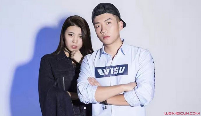 杨和苏张馨月关系 两人在一起了吗低调组合是怎么来的